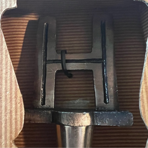 NIB Kirkland's Homestead Bottle Wine Stopper "H" Letter Bronze‎ New In Box - Picture 2 of 6